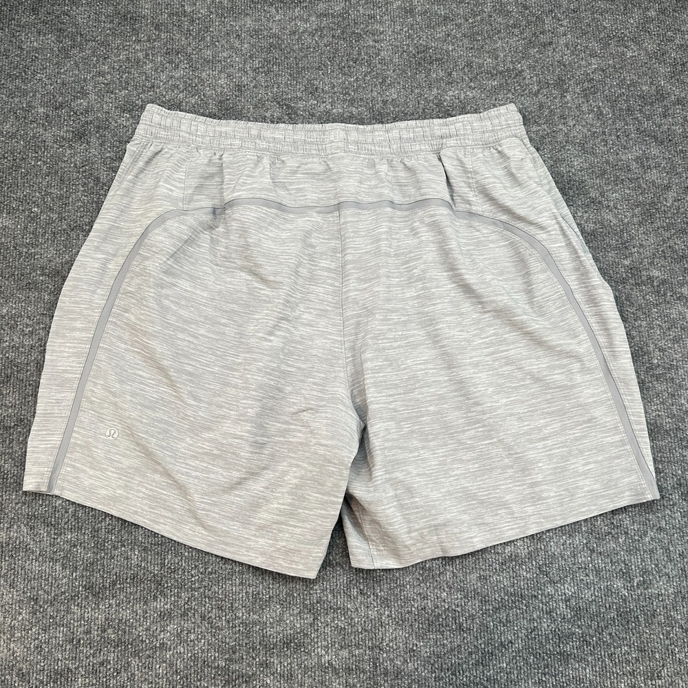 Lululemon TEXAS LONGHORNS Men's 2XL Pace Breaker Short *Linerless 7" Updated - Picture 9 of 11